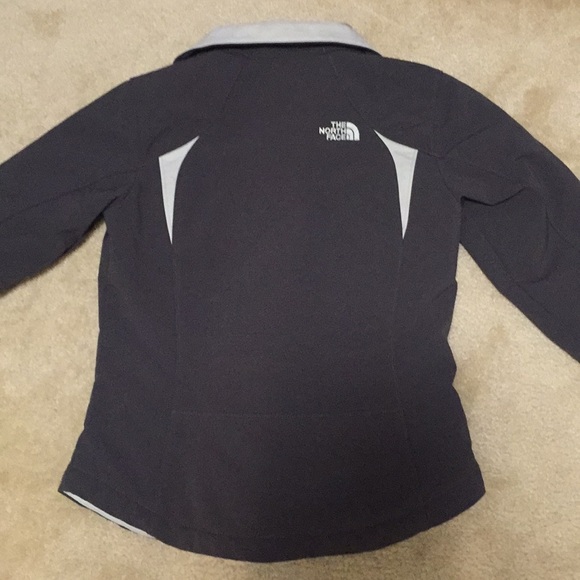 North face jacket women’s Small - Picture 3 of 5